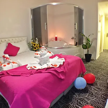 Gerey Deluxe Aparthotel *